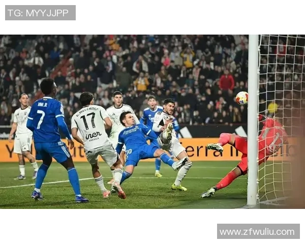 中超惊现冷门莱比锡逆转皇马全场沸腾瞬间震撼球迷