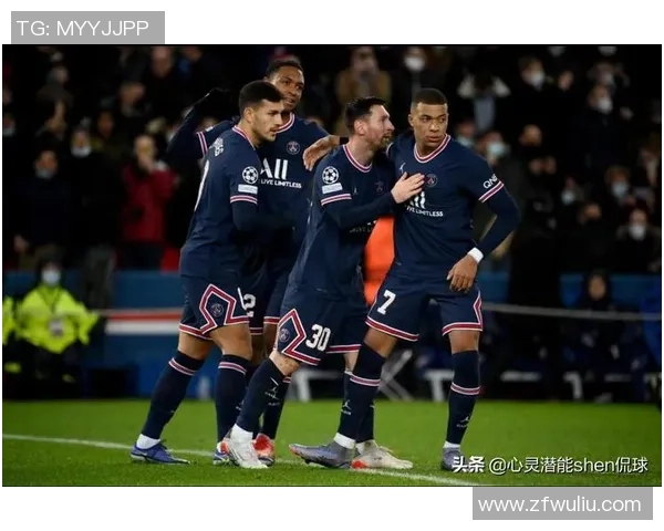 英超精彩对决巴黎圣日耳曼与里昂战平绝杀瞬间引发全场热烈反响